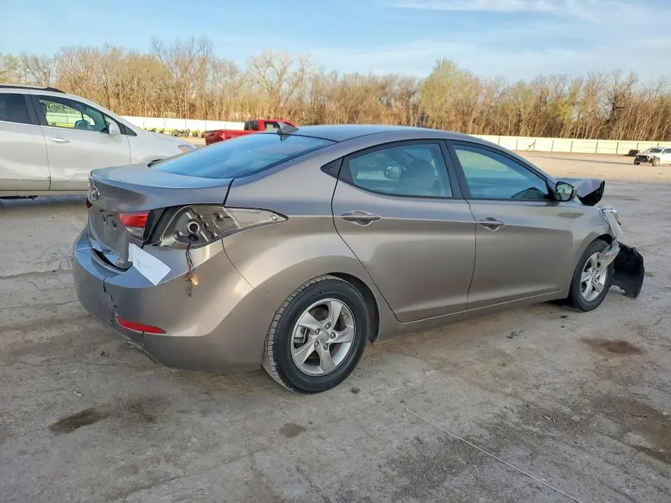 2014 HYUNDAI ELANTRA SE  