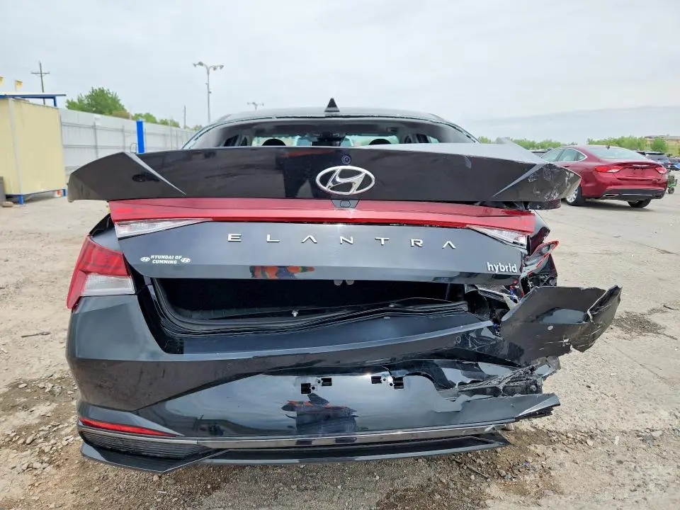 2023 HYUNDAI ELANTRA LIMITED  