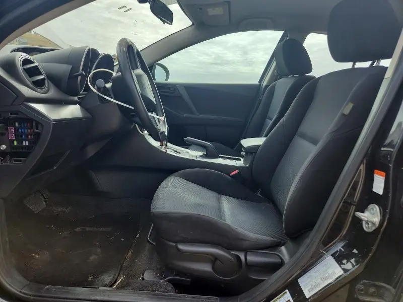2010 MAZDA 3 I  