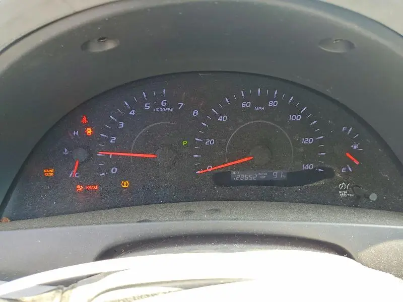 2010 TOYOTA CAMRY LE  