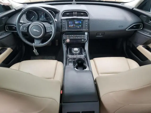 2017 JAGUAR XE PREMIUM  