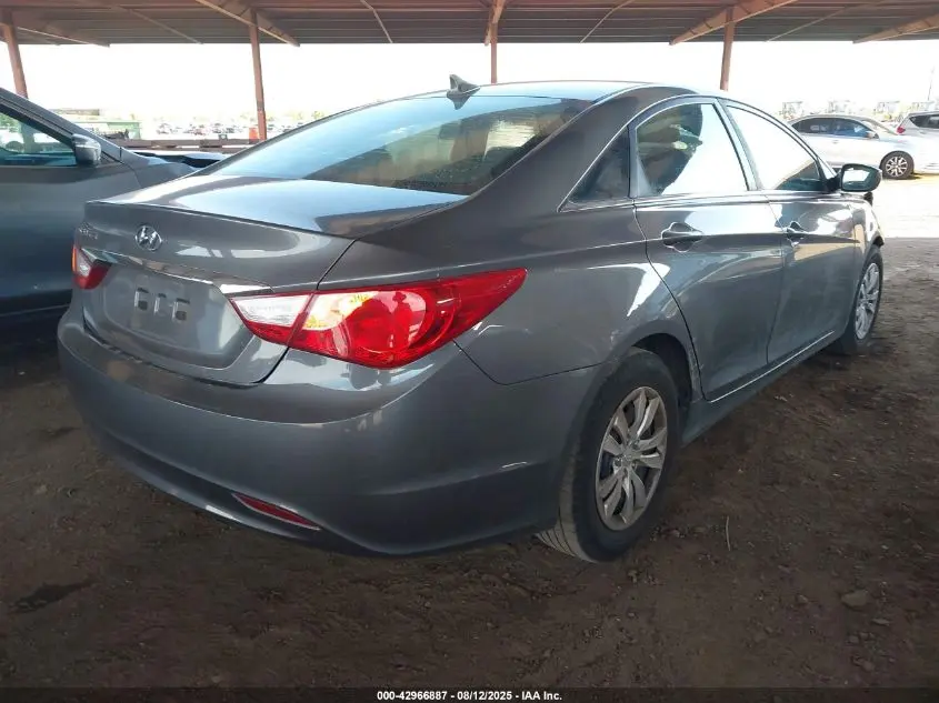 2011 HYUNDAI SONATA GLS