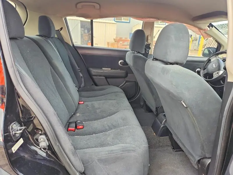 2012 NISSAN VERSA 1.8 S  