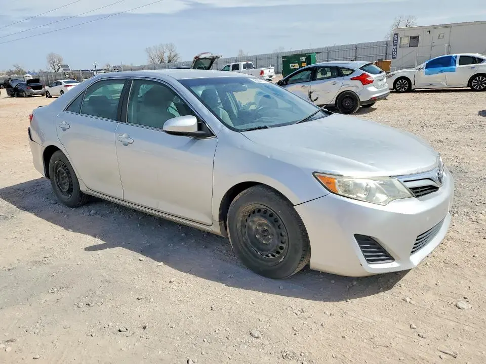 2012 TOYOTA CAMRY LE  