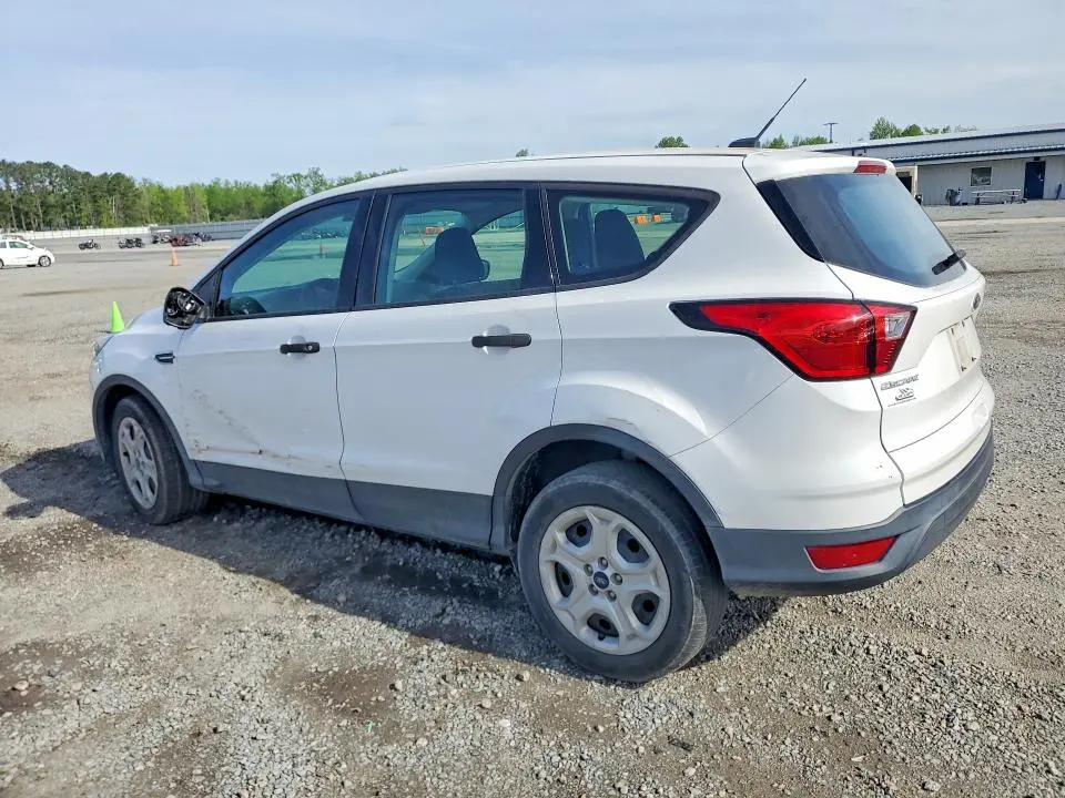 2019 FORD ESCAPE S  