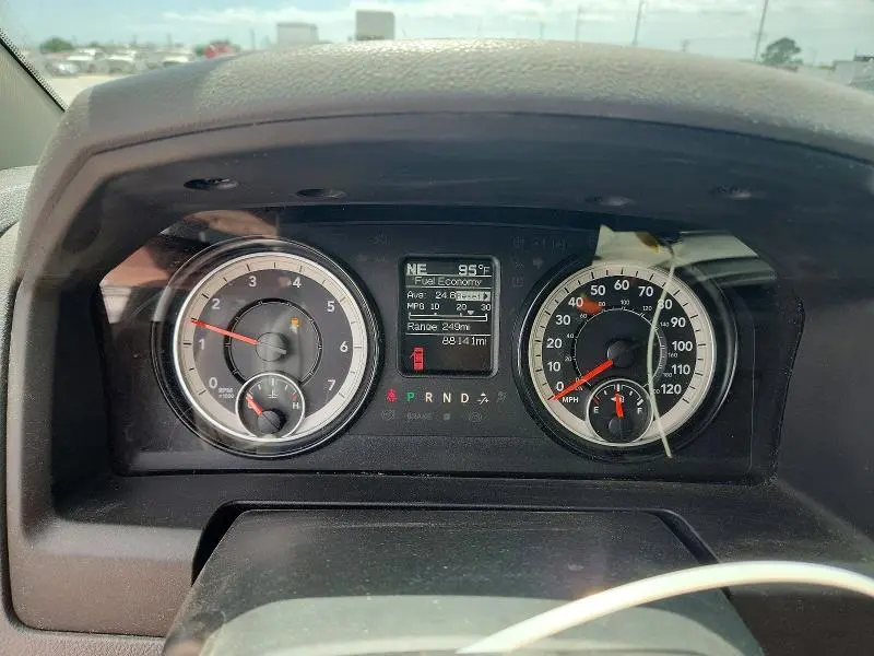 2018 RAM 1500 SLT  