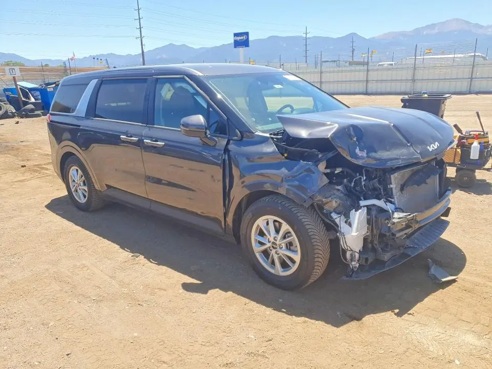 2024 KIA CARNIVAL LX  