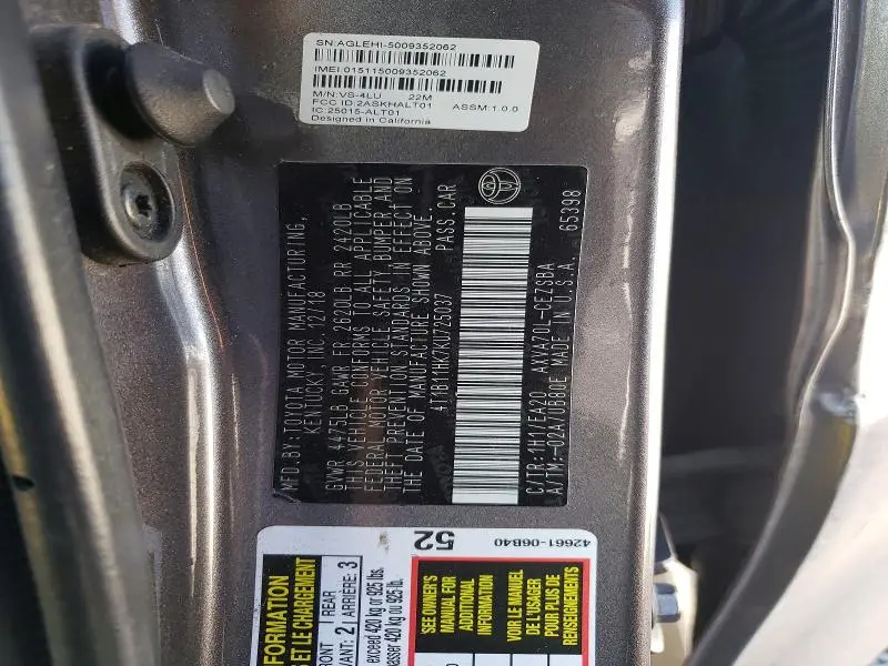 2019 TOYOTA CAMRY SE  