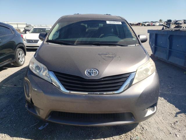 2011 TOYOTA SIENNA LE