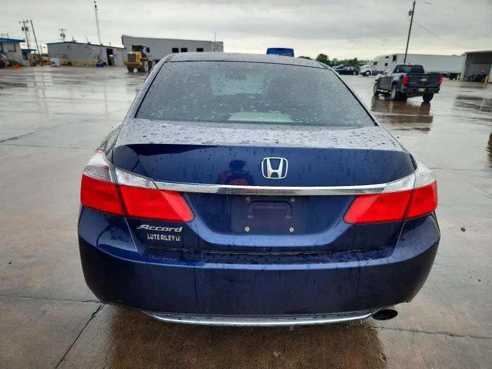 2015 HONDA ACCORD LX  