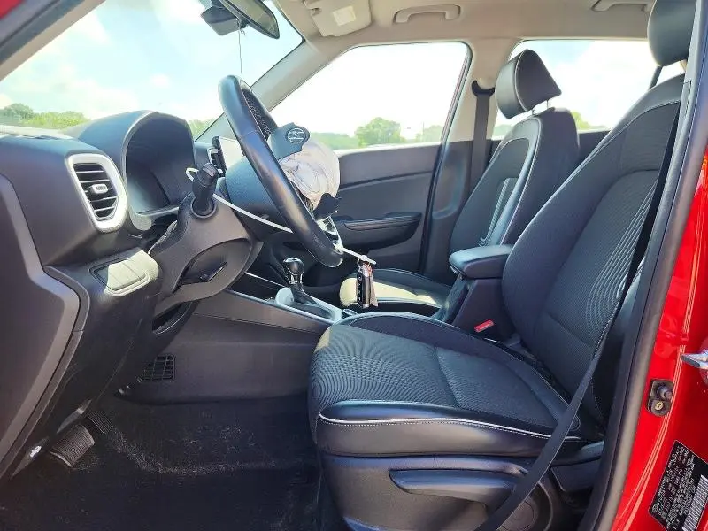 2023 HYUNDAI VENUE LIMITED  