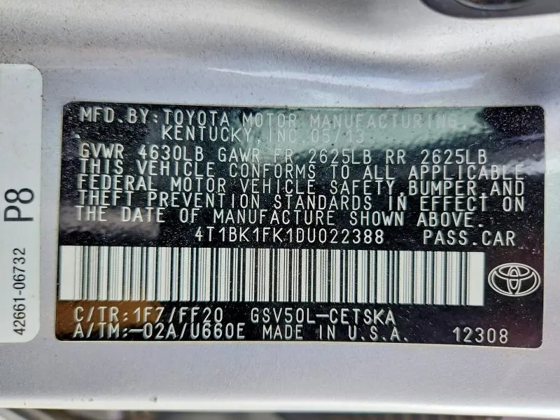 2013 TOYOTA CAMRY SE V6  