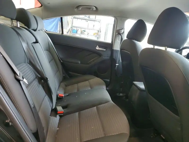 2018 KIA FORTE LX  