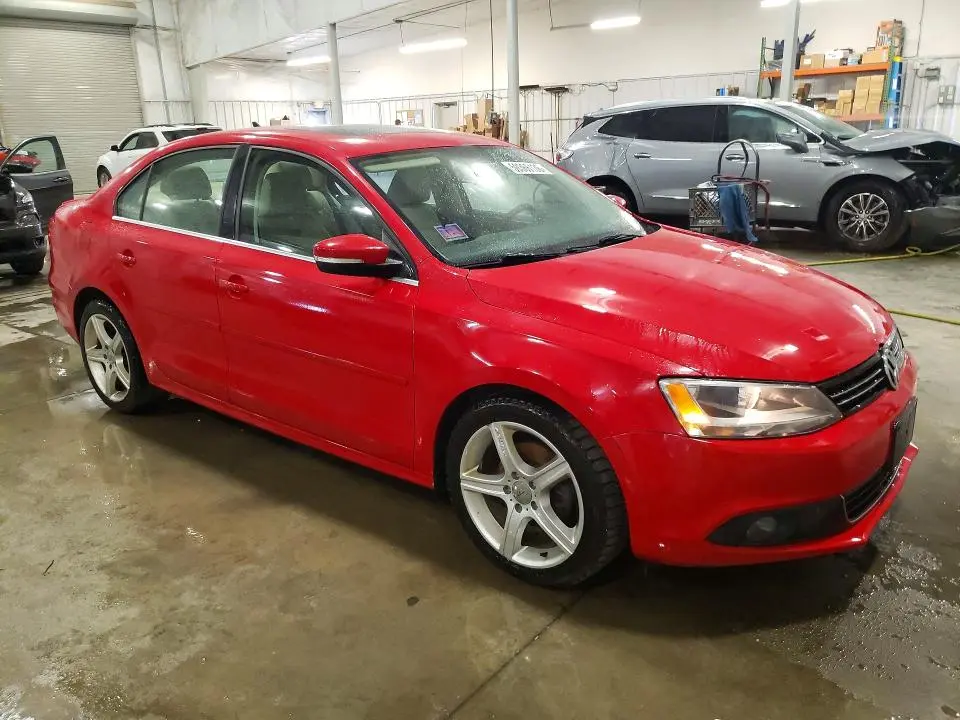 2013 VOLKSWAGEN JETTA TDI  