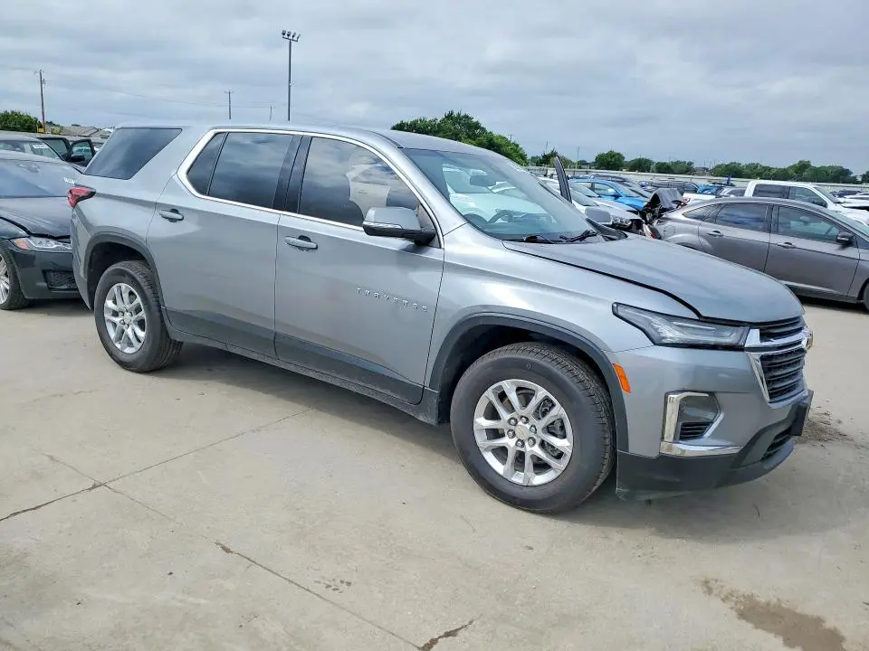2023 CHEVROLET TRAVERSE LS  