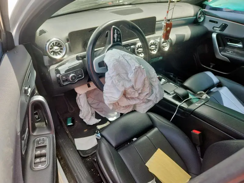 2020 MERCEDES-BENZ A 220  