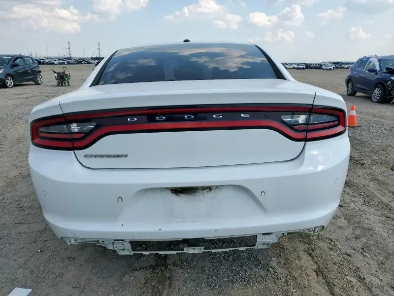 2015 DODGE CHARGER SE  