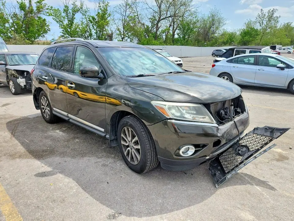 2015 NISSAN PATHFINDER SL  