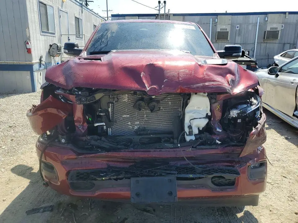 2025 RAM 1500 LARAMIE  