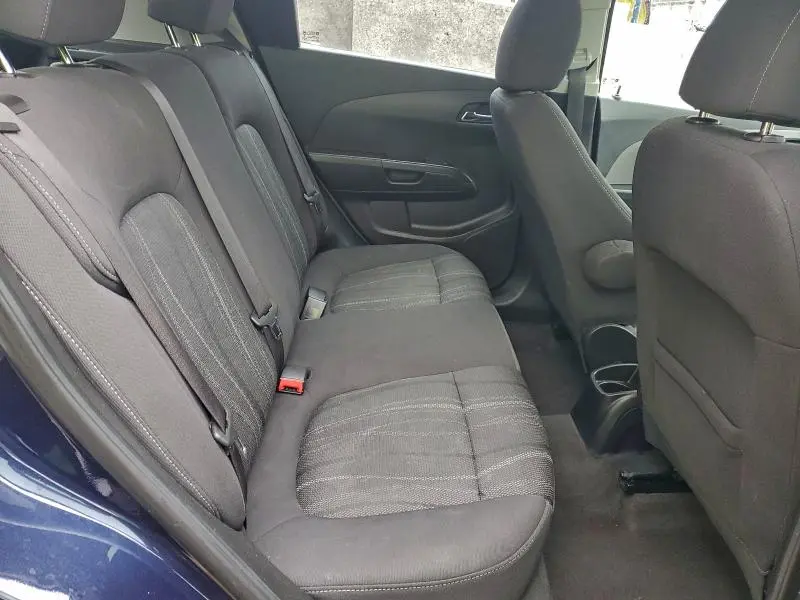 2016 CHEVROLET SONIC LT  