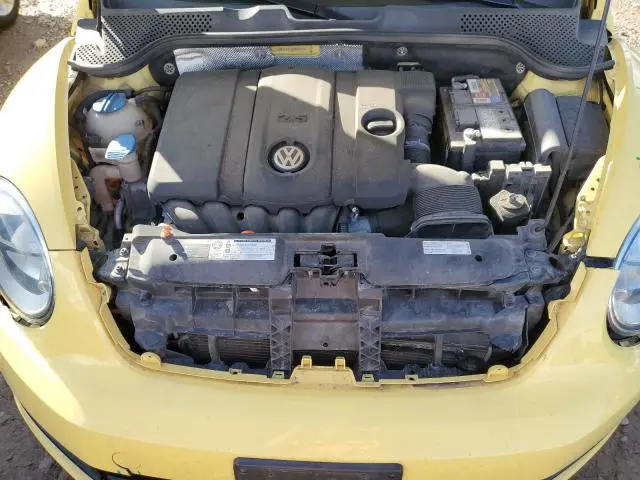 2013 VOLKSWAGEN BEETLE   