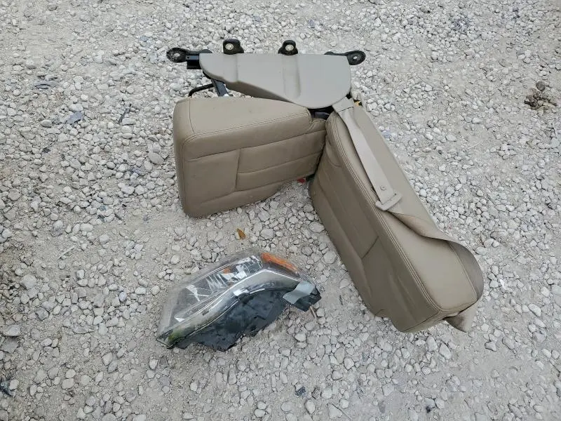 2010 FORD EXPEDITION XLT  