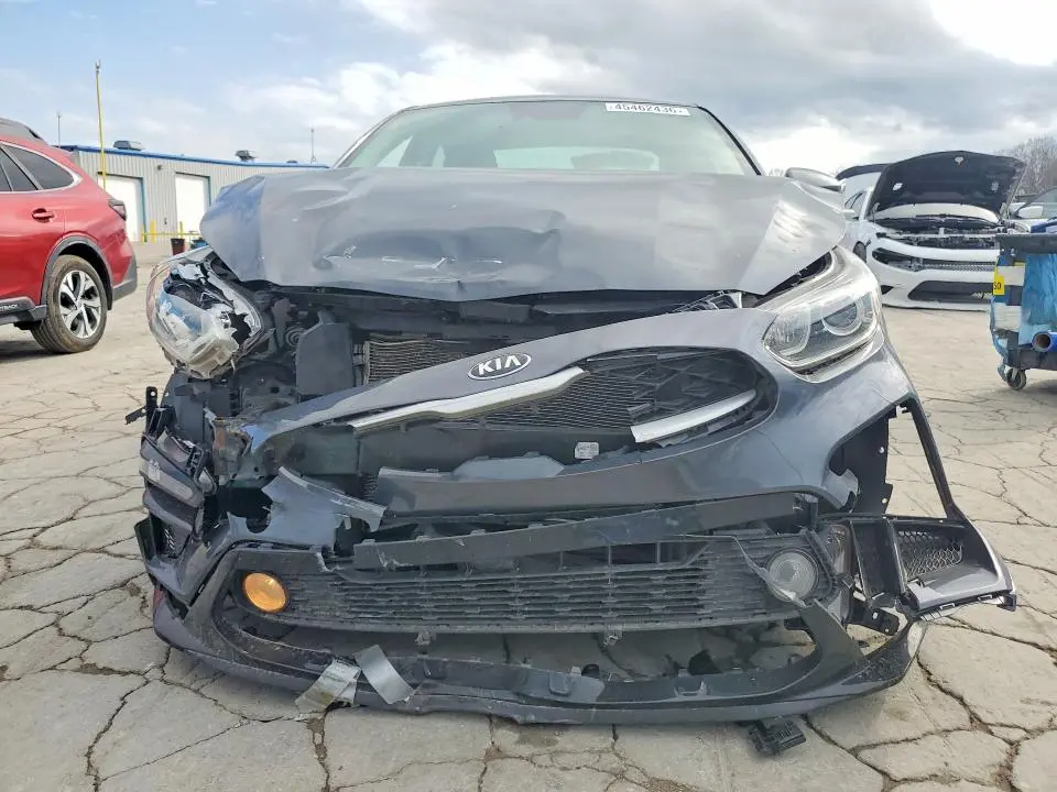 2021 KIA FORTE LXS  