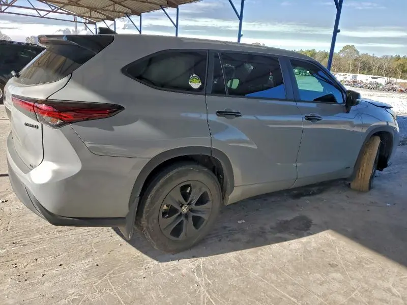 2024 TOYOTA HIGHLANDER HYBRID XLE  