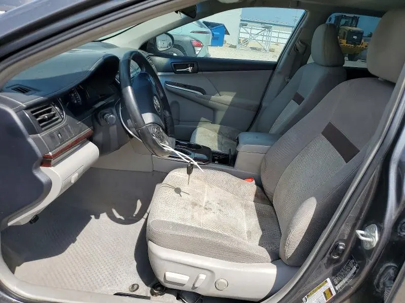 2012 TOYOTA CAMRY XLE  