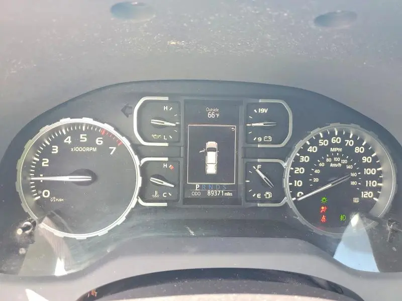 2018 TOYOTA TUNDRA CREWMAX SR5  