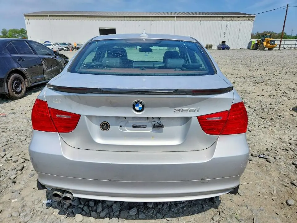 2011 BMW 328 XI SULEV  