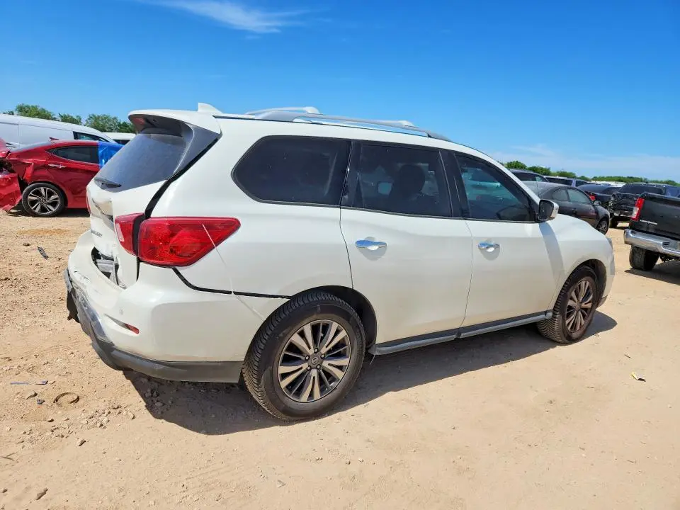 2019 NISSAN PATHFINDER S  