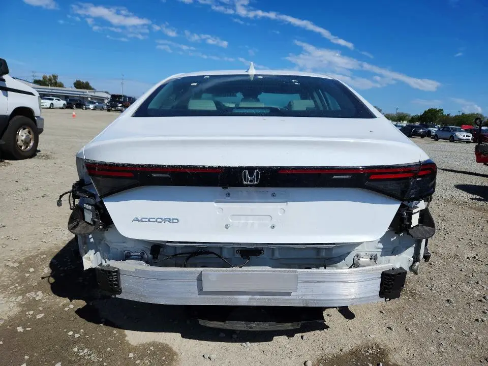 2024 HONDA ACCORD EX  