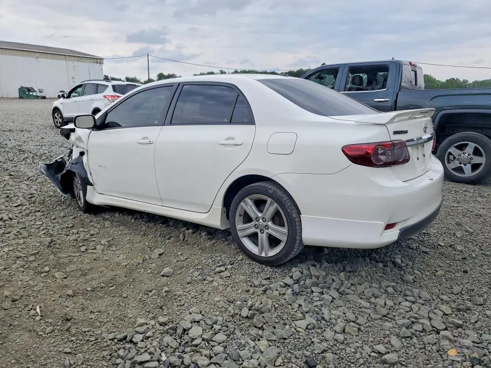 2013 TOYOTA COROLLA S  
