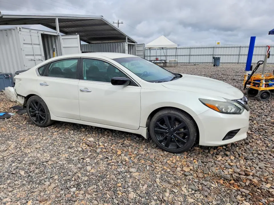2017 NISSAN ALTIMA 2.5 SR  