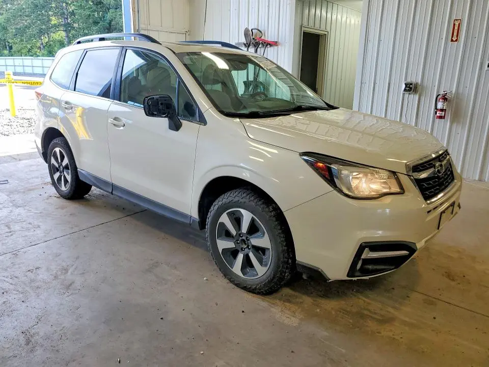 2017 SUBARU FORESTER 2.5I LIMITED  