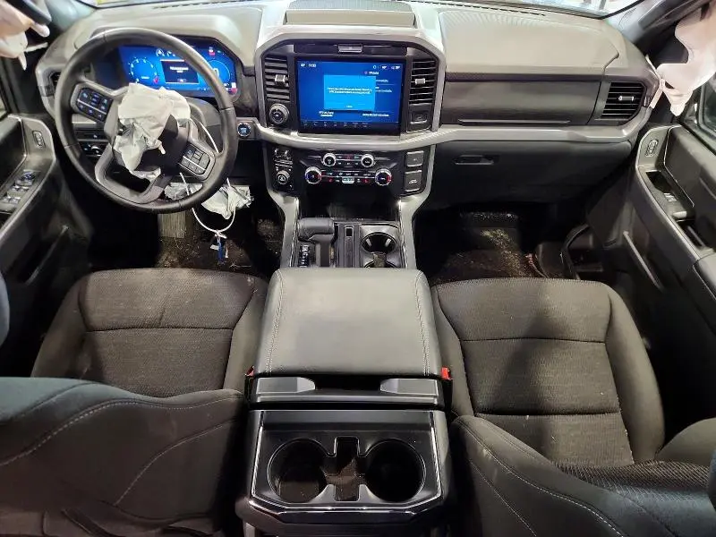 2025 FORD F150 XLT  