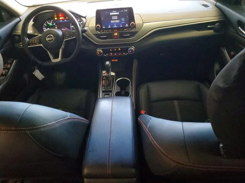 2024 NISSAN ALTIMA SR  