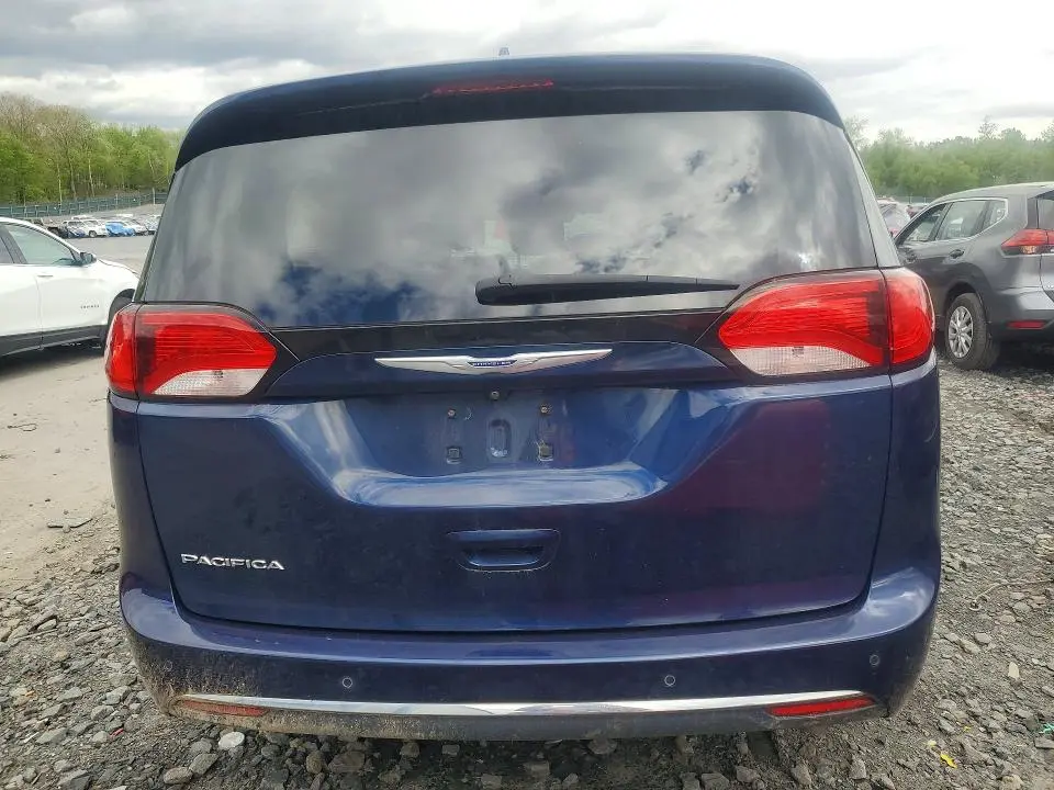 2019 CHRYSLER PACIFICA TOURING L  