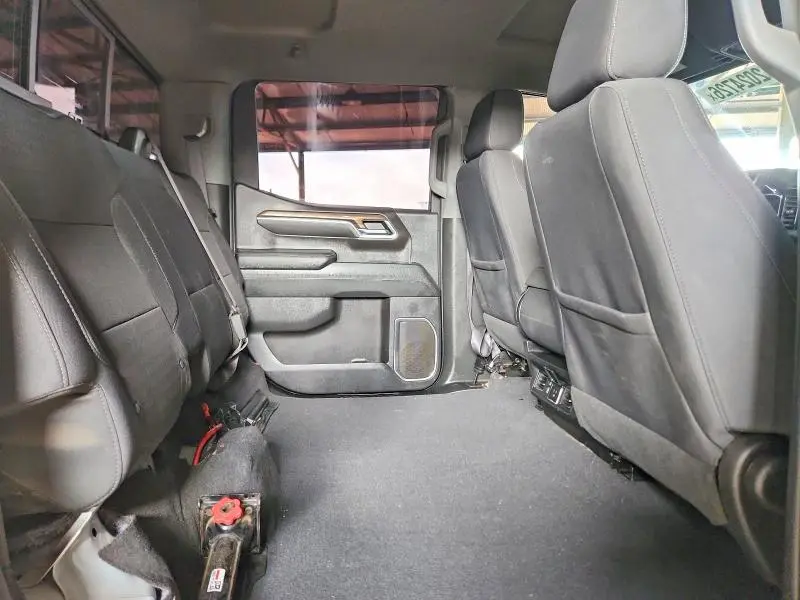 2023 CHEVROLET SILVERADO K1500 LT  