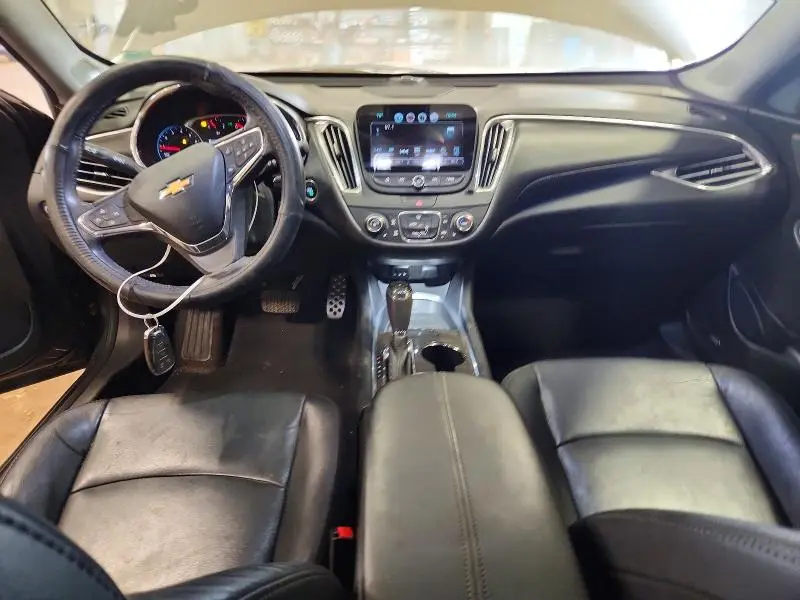 2017 CHEVROLET MALIBU LT  
