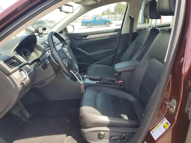 2014 VOLKSWAGEN PASSAT   