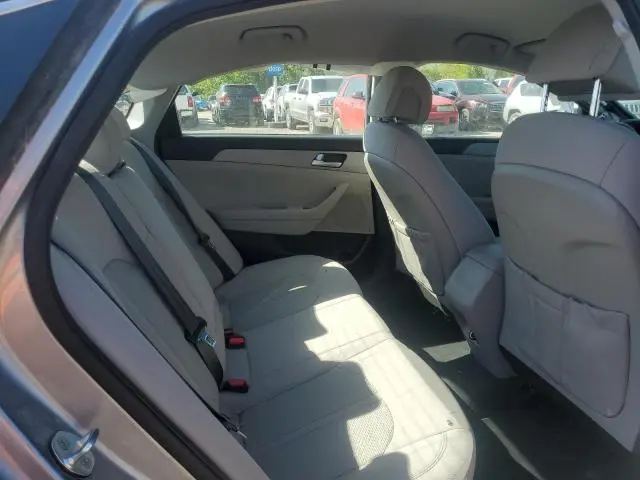 2016 HYUNDAI SONATA SE  