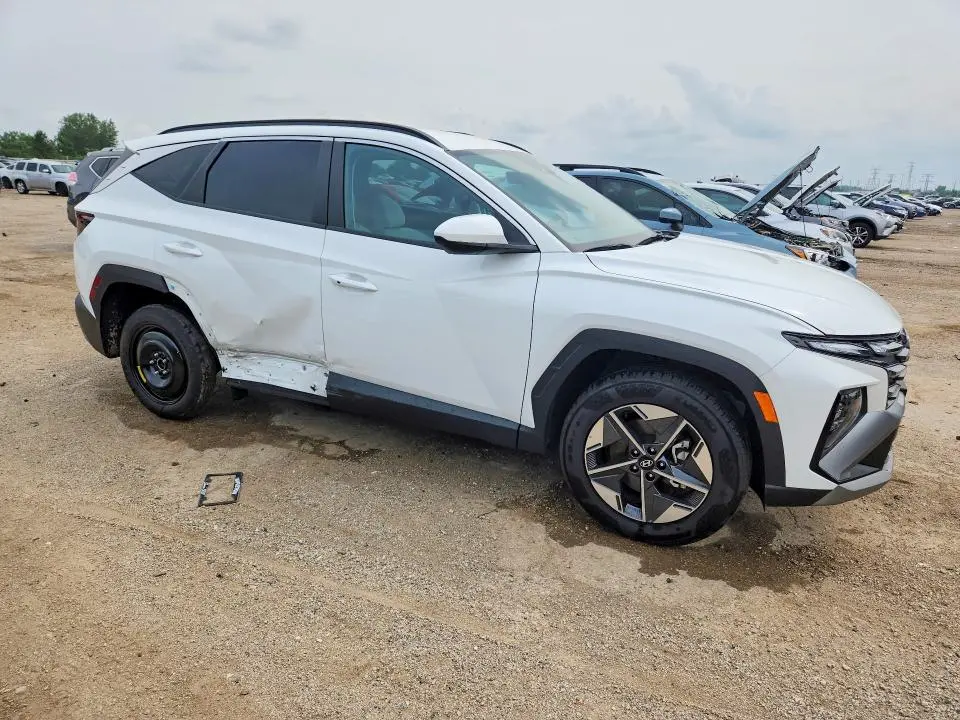 2026 HYUNDAI TUCSON SEL  