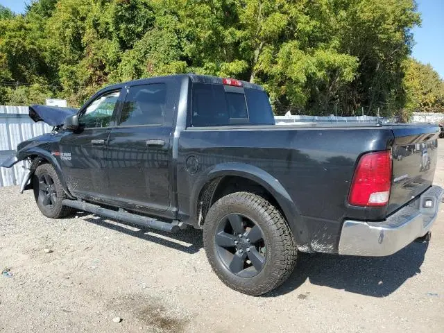 2015 RAM 1500 SLT