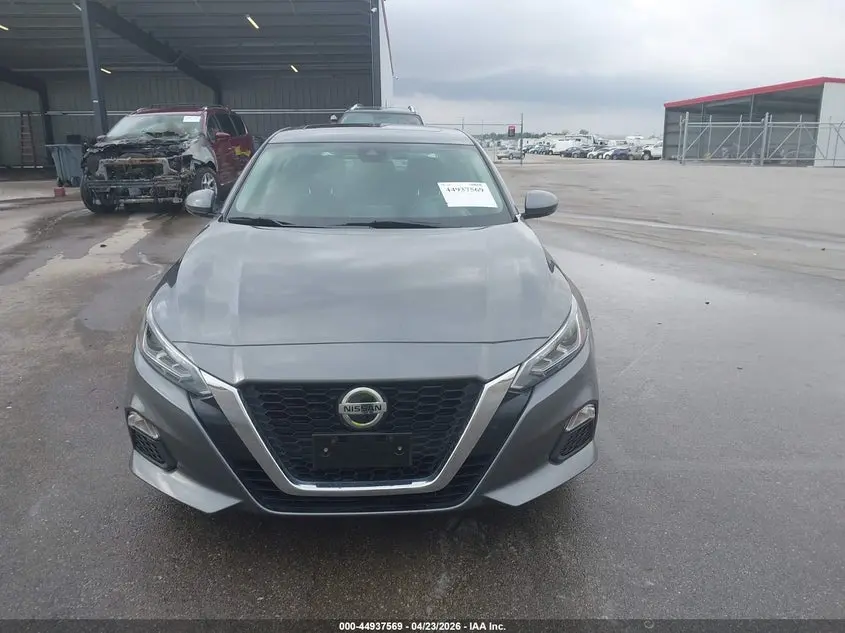 2021 NISSAN ALTIMA SV FWD