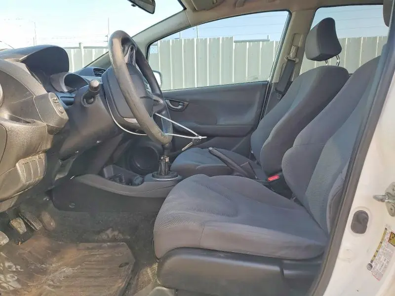 2010 HONDA FIT   