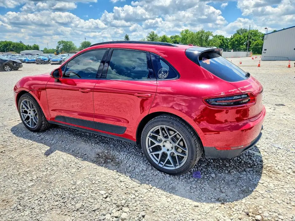 2018 PORSCHE MACAN S  