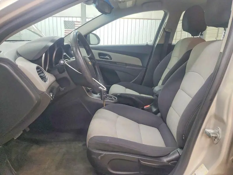 2012 CHEVROLET CRUZE LS  