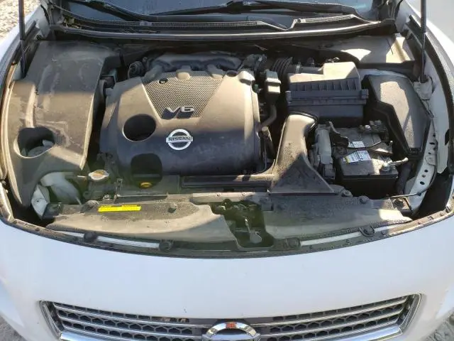 2010 NISSAN MAXIMA S